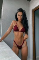 Ester, 24 ετών, Τίρανα / Αλβανία Συνοδοί