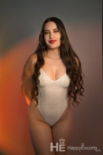Sofia, Age 22, Escort in San Giljan / Malta - 3