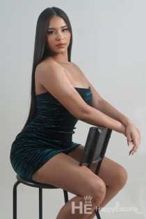 Kendall, Age 21, Escort in San Giljan / Malta - 5