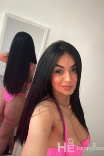 Valentina, Age 22, Escort in San Giljan / Malta - 2