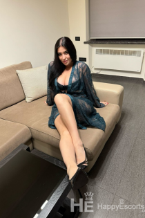 Ember, věk 22, Tirana / Albánie Escort – 2