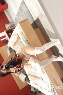 Bia, Alter 19, Escort in Düsseldorf / Deutschland - 3