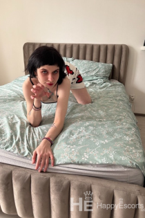 Martina, 20 let, Tirana / Albánie Escorts - 2