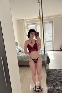 Martina, 20 let, Tirana / Albánie Escorts - 3