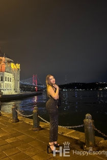 Arya Yldz, Yaş 26, İstanbul / Türkiye Escort - 1