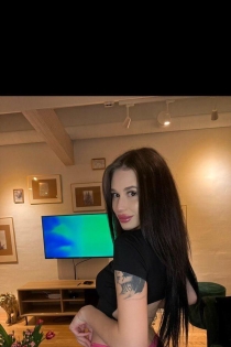 Veronika, 24 let, Praha / Česká republika Doprovod - 3