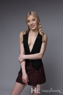 Alina, 24 let, Praha / Česká republika Doprovod - 10