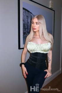 Adelina, 28 de ani, Tbilisi / Georgia Escorte - 4