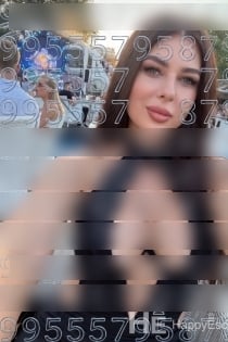 Adelina, 29 år
