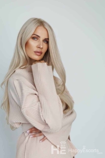 Anna, Age 24, Escort in London / United Kingdom - 3
