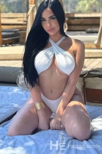 Fernanda, Miaka 24, London / Uingereza Wasindikizaji - 3