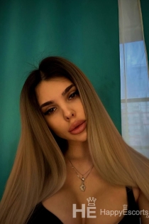 Svetlana, Age 23, Escort in Istanbul / Turkey - 2