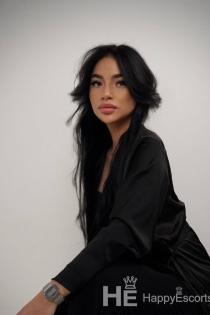 Alina, Age 23, Escort in Istanbul / Turkey - 1