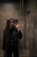 Julia, Yaş 20, İstanbul / Türkiye Eskortlar