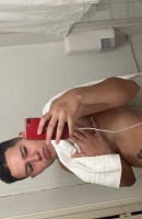 Laura, 21 jaar, Parijs / Frankrijk Escorts