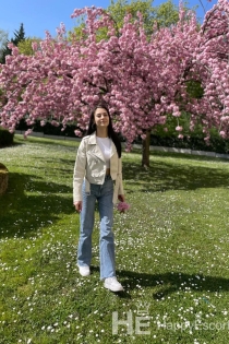 Elena, 22 jaar, Parijs/Frankrijk Escorts - 1