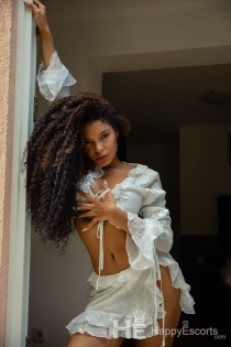 Anitta, 23 años, Sevilla / España Escorts - 2