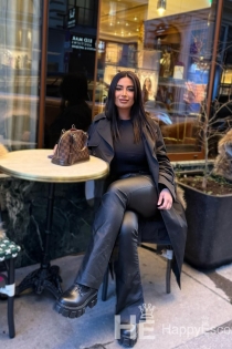 Linda, Usia 30, ​​Pengawal Wina / Austria - 2