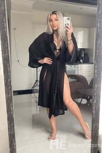 Katrin, Miaka 26, Vlorë / Albania Wasindikizaji - 6