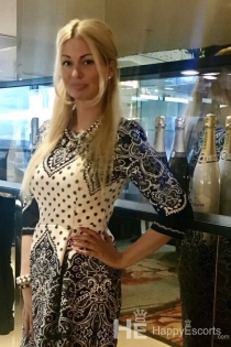 Svetlana, Age 38, Escort in London / United Kingdom - 2