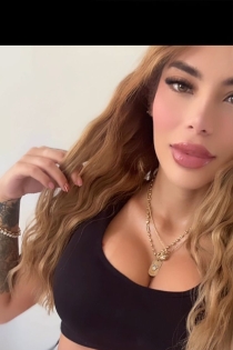Zoe, Age 25, Escort in Tirana / Albania - 1