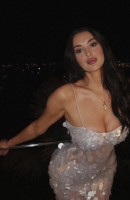 Astra Nott, Usia 23, Dubai / UAE Escorts