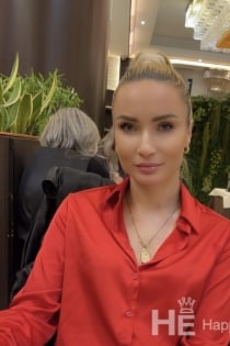 Issa, 30 anni