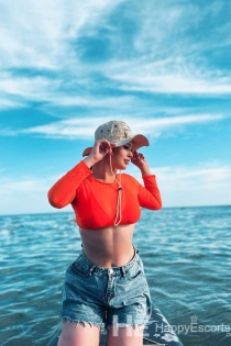 Lisa, Age 22, Escort in Moscow / Russia - 6