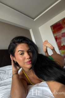 Chiara, Miaka 23, Berlin / Ujerumani Wasindikizaji - 3