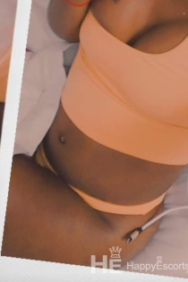 Tastiireignn, Age 35, Escort in Houston / USA - 2
