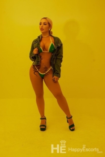 Poliana, Age 24, Escort in Düsseldorf / Germany - 4