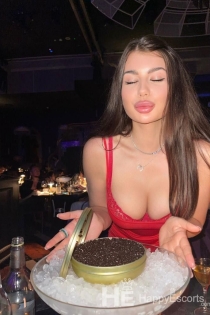 Viki, 23 gadi, Budapešta / Ungārija Eskortmeitenes - 3