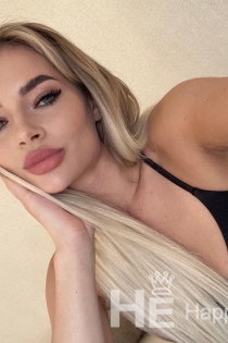 Miranda, Age 24, Escort in Budapest / Hungary - 6