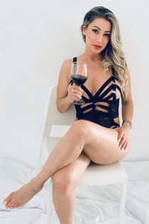 Adel, 35 ans, Zagreb / ​​Croatie Escortes - 3