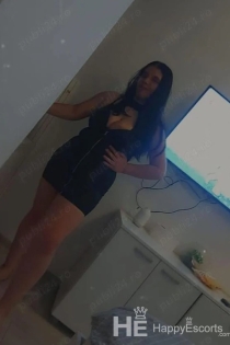 Anais, Miaka 21, Frankfurt am Main / Ujerumani Wasindikizaji - 1