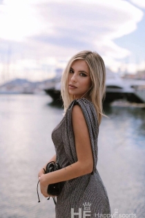 Monica, 22 let, Cannes / France Escorts - 1