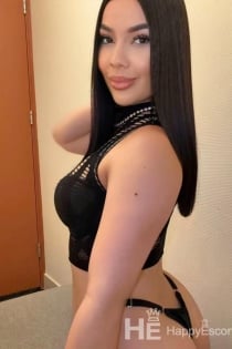 Samantha, Alter 22 - 2