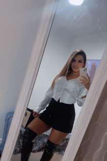 Sofia, 27, San Giljan / Malta Escorts - 2