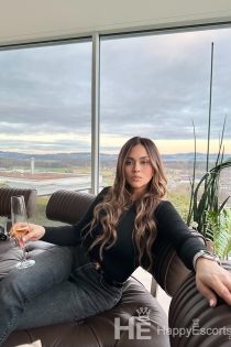 Valerie, Age 26, Escort in Düsseldorf / Germany - 4
