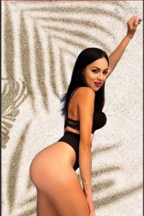 Карина, 25 години, Милано / Италия Ескорт - 5