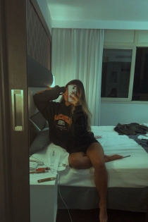 Nika, 22 éves, Varsó/Lengyelország kísérők – 7