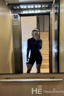 Ariana, Age 20, Escort in Valencia / Spain - 3