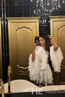 Rachel Smith, Age 22, Escort in Dubai / UAE - 6