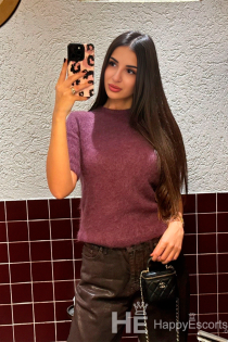 Edana Newman, Age 24, Escort in Dubai / UAE - 2