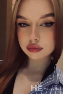 Linn, 21 ans, Paris / France Escortes - 2