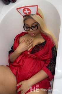 Naomi Lux, Age 22, Escort in Milan / Italy - 4