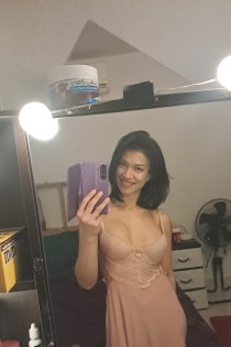Miss Da, Alter 42, Escort in Phuket / Thailand - 2