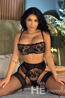 Edith, Usia 22, Tirana / Albania Escort - 3
