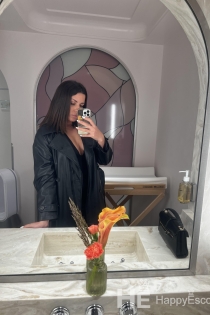 Luisa Paiva, Age 25, Cannes / France Escorts - 6