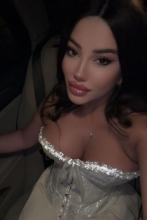 Aurora, 25 ans, Tirana / Albanie Escortes - 8